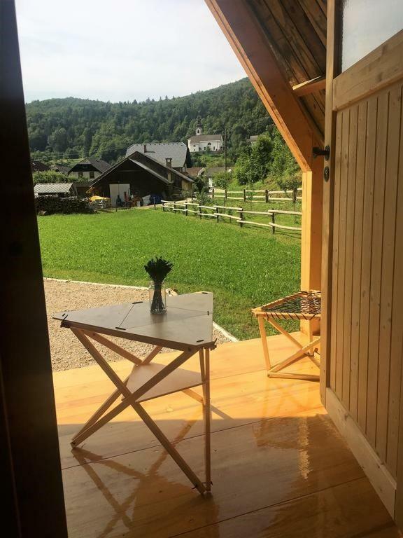 Wooden Cabin Kamna Gorica Exterior photo