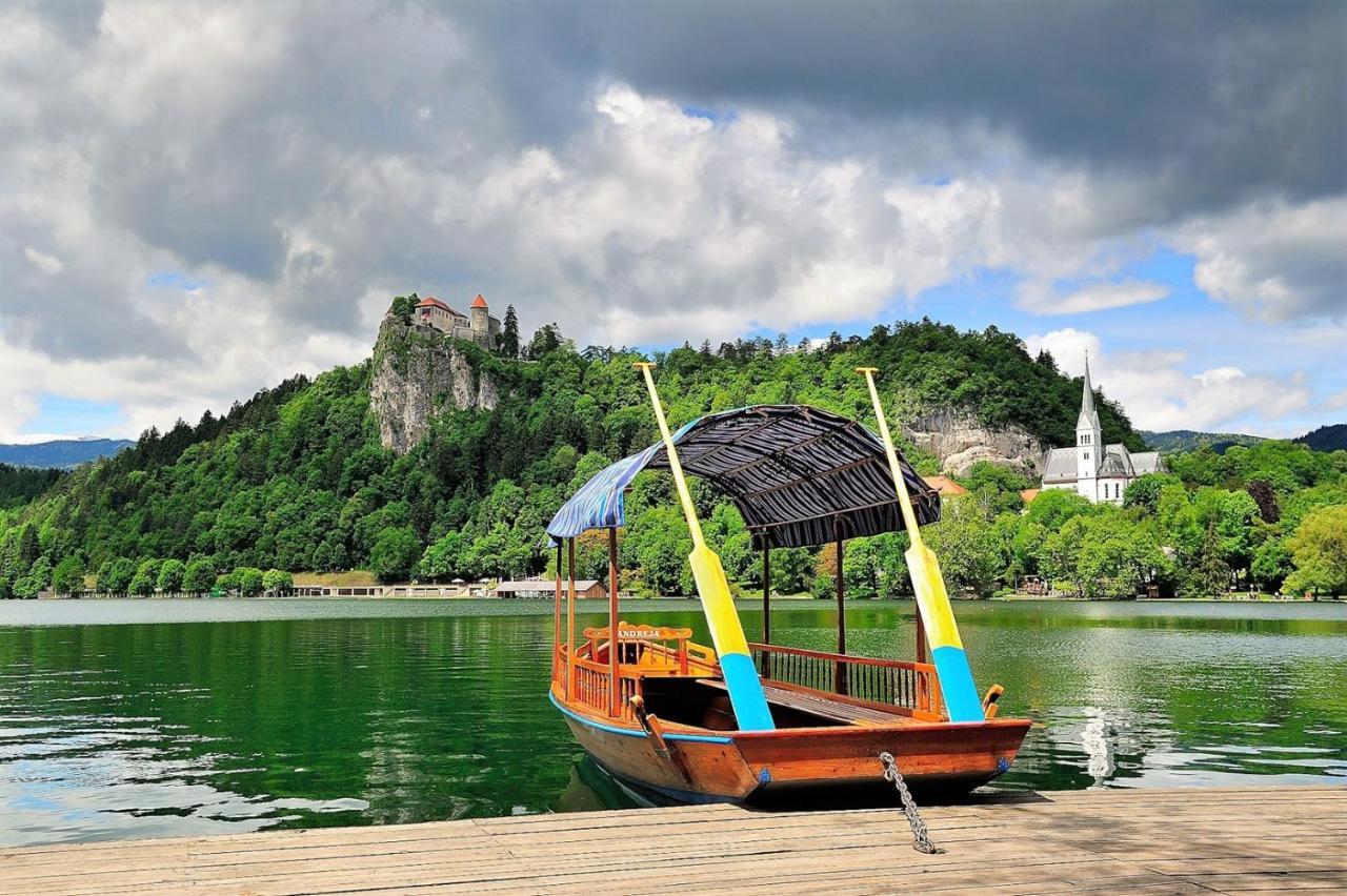 Wooden Cabin Kamna Gorica Exterior photo