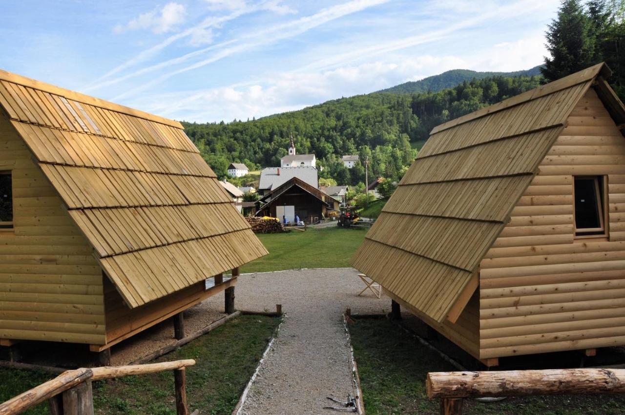 Wooden Cabin Kamna Gorica Exterior photo