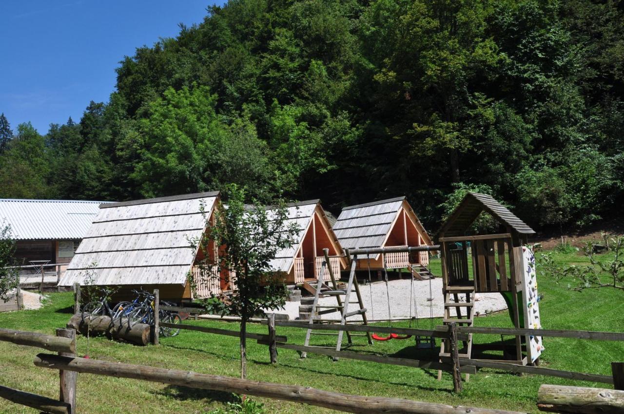 Wooden Cabin Kamna Gorica Exterior photo